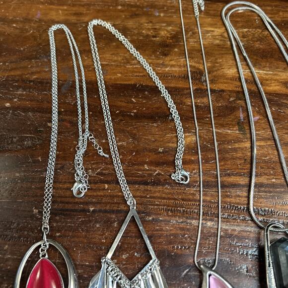 Lot (4) Costume Jewelry Teardrop Rhinestone Necklaces Silver Tone Pink Red Black - Picture 5 of 7
